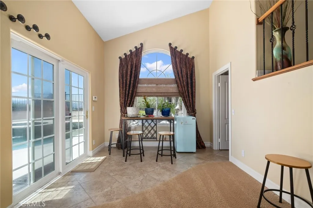 23069 Sweetbay Circle, Wildomar, California 92595 home-pic-11