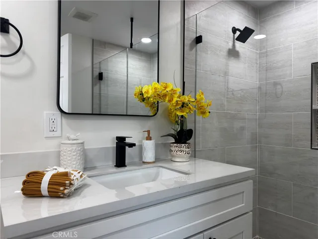 updated private bath for primary bedroom