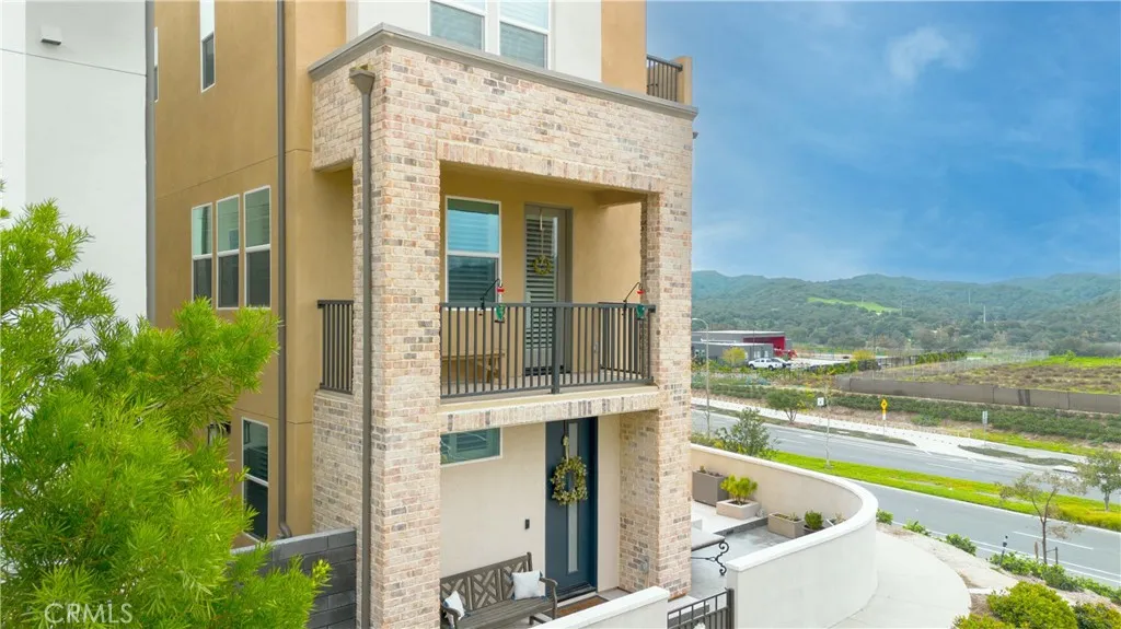 75 Gander Court, Rancho Mission Viejo, California 92694 home-pic-1
