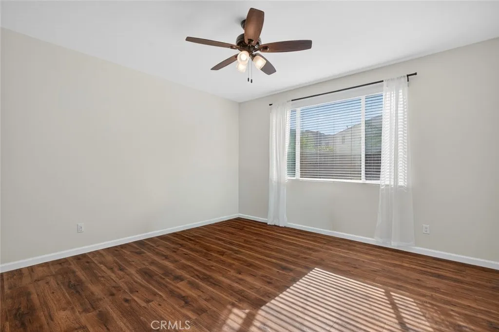 30167 Pine Needle Road, Menifee, California 92585 home-pic-17