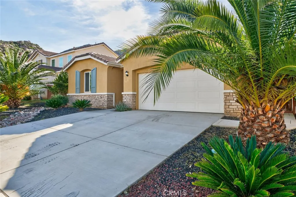 30167 Pine Needle Road, Menifee, California 92585 home-pic-3
