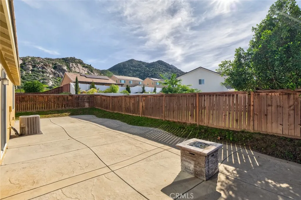 30167 Pine Needle Road, Menifee, California 92585 home-pic-32
