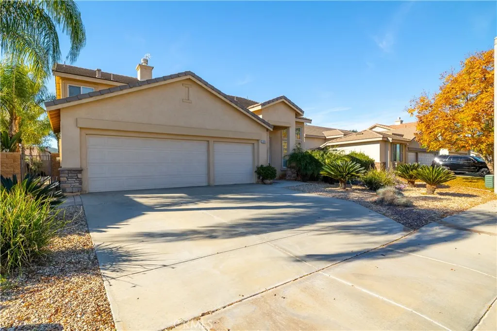 27075 Comet View Court, Menifee, California 92585 home-pic-5
