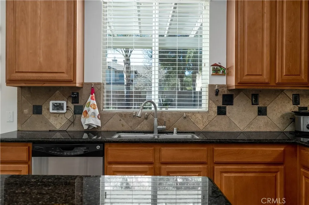 27075 Comet View Court, Menifee, California 92585 home-pic-13