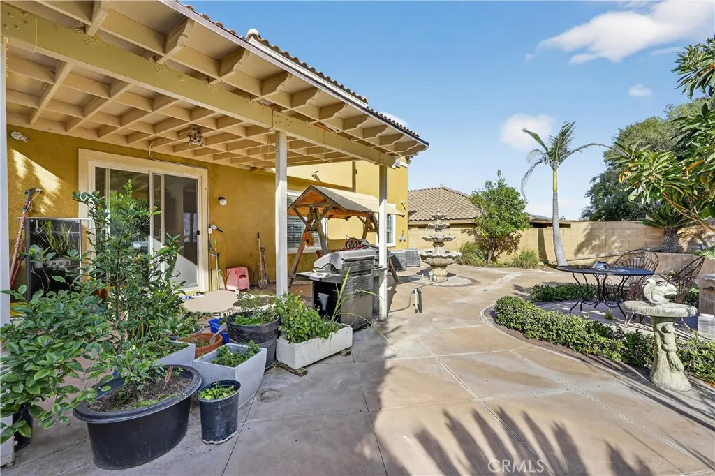 11899 Briarcliff, Fontana, California 92337 home-pic-39