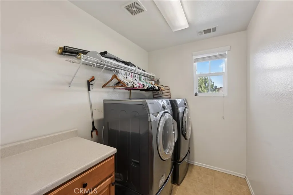 11899 Briarcliff, Fontana, California 92337 home-pic-25