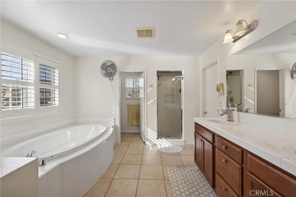 11899 Briarcliff, Fontana, California 92337 home-pic-34