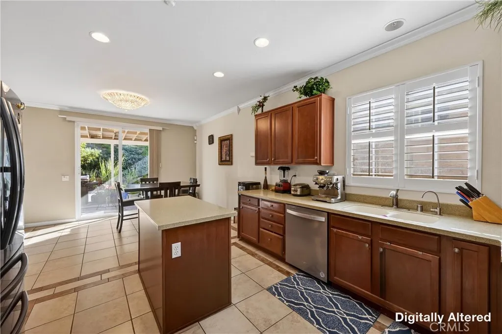 11899 Briarcliff, Fontana, California 92337 home-pic-18