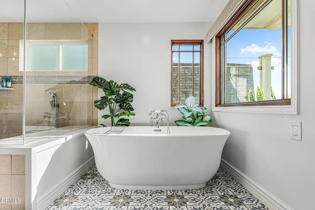 3365 Ocean Drive, Oxnard, California 93035 home-pic-28