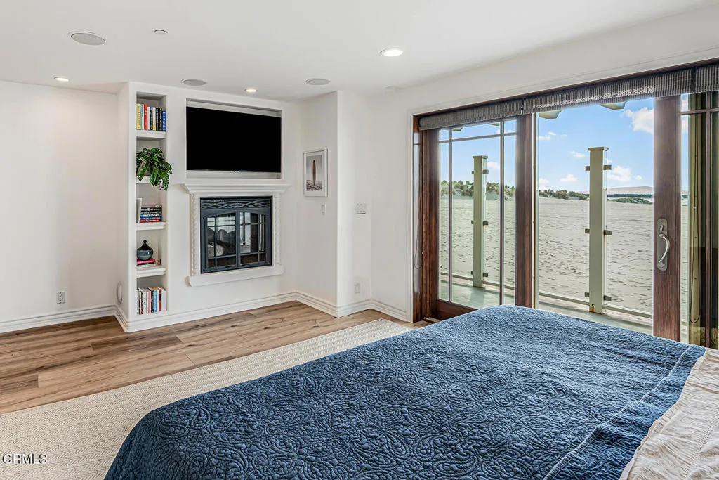 3365 Ocean Drive, Oxnard, California 93035 home-pic-23