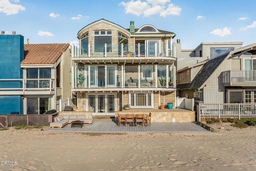 3365 Ocean Drive, Oxnard, California 93035 home-pic-1