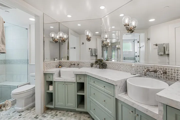 2FBathroom01