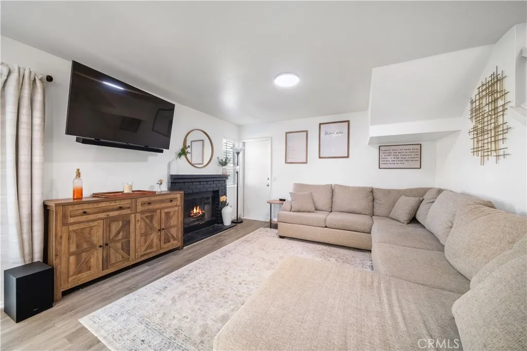 15468 Alosta Lane, Moreno Valley, California 92555 home-pic-10