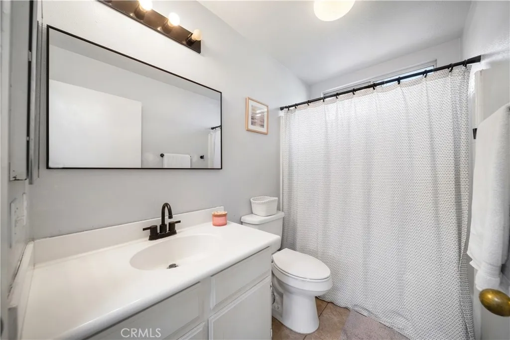 15468 Alosta Lane, Moreno Valley, California 92555 home-pic-25