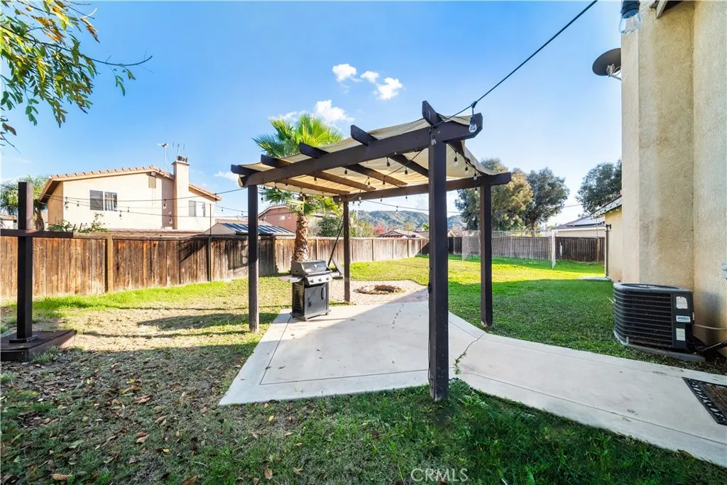15468 Alosta Lane, Moreno Valley, California 92555 home-pic-29