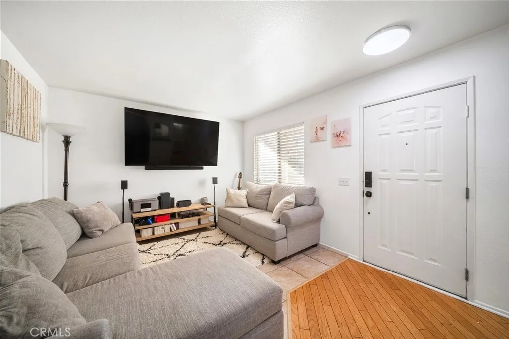 15468 Alosta Lane, Moreno Valley, California 92555 home-pic-5