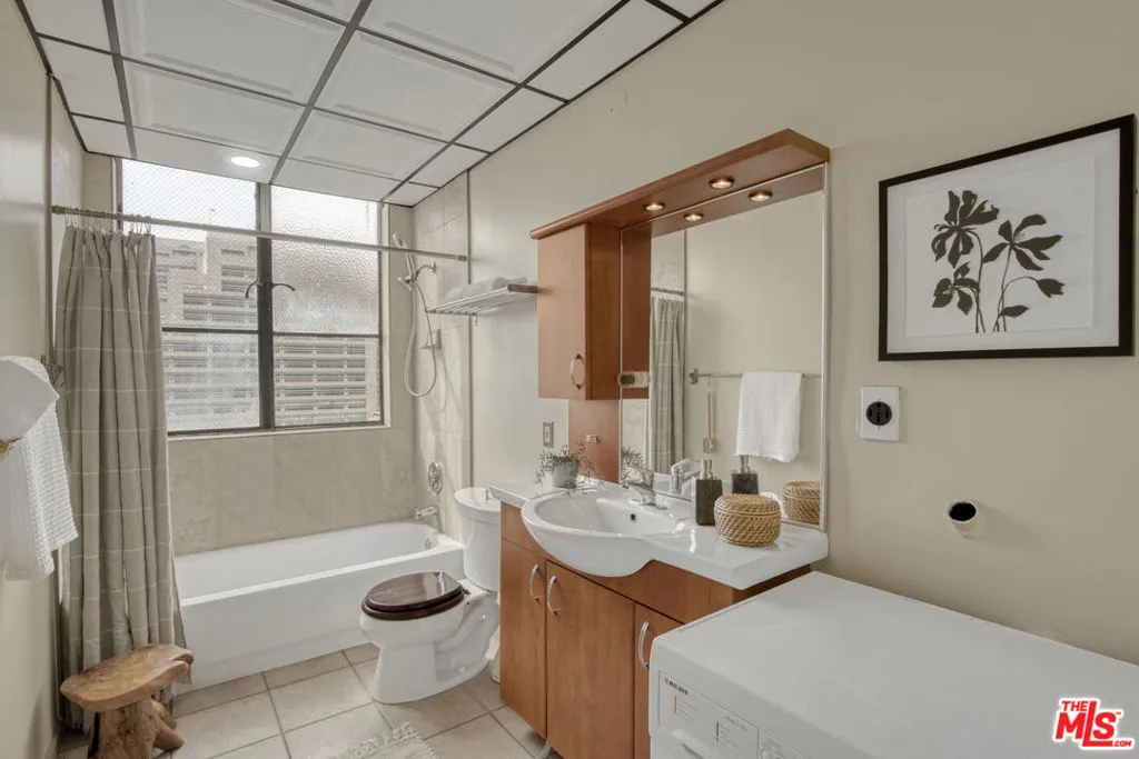 108 W 2nd Street 708, Los Angeles, California 90012 home-pic-14