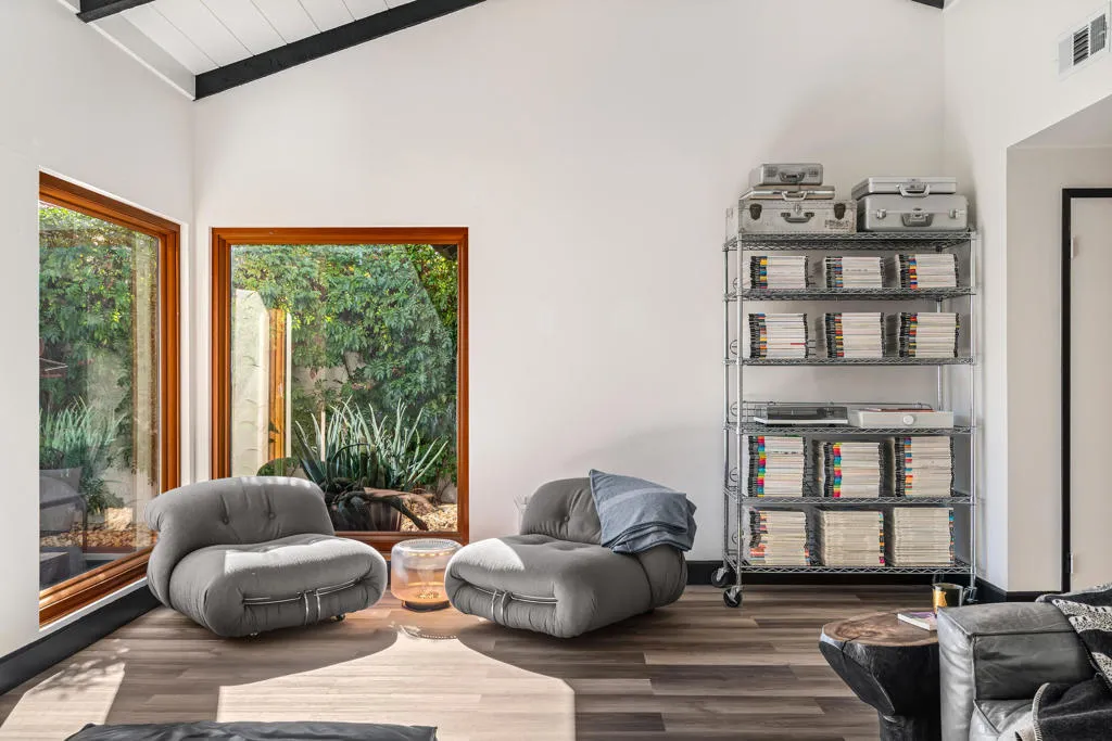 2262 S Linden Way B, Palm Springs, California 92264 home-pic-9
