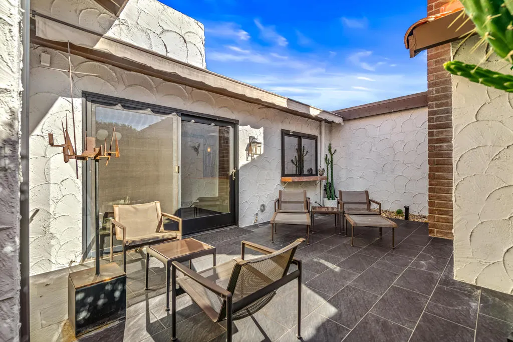 2262 S Linden Way B, Palm Springs, California 92264 home-pic-39