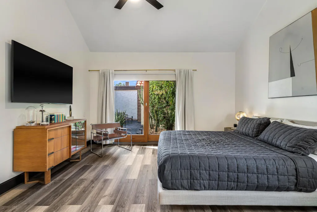 2262 S Linden Way B, Palm Springs, California 92264 home-pic-29