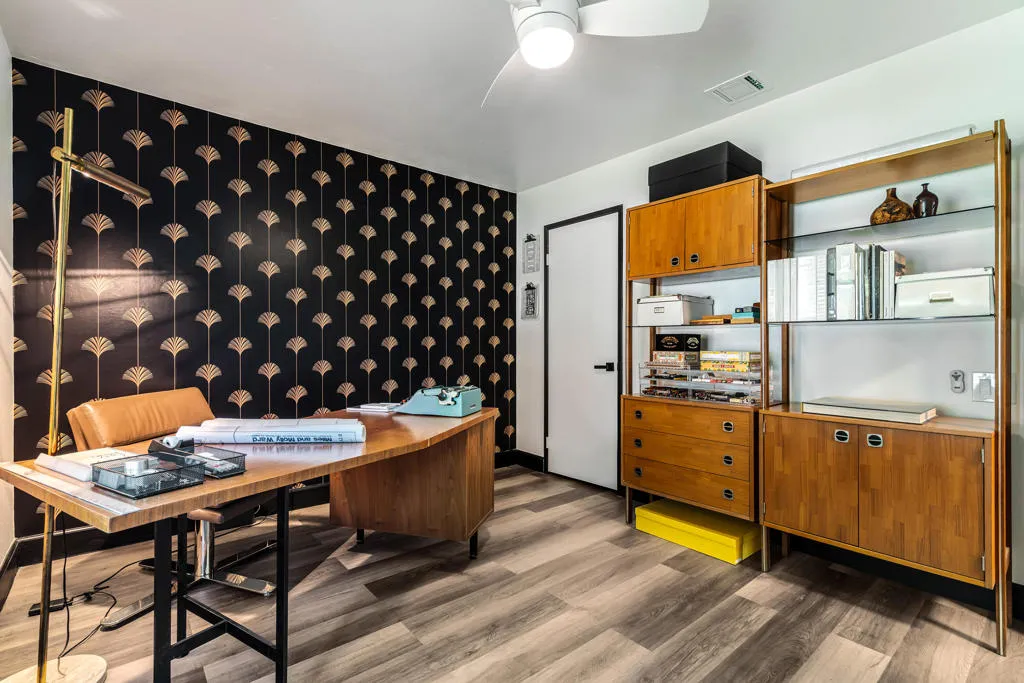 2262 S Linden Way B, Palm Springs, California 92264 home-pic-24