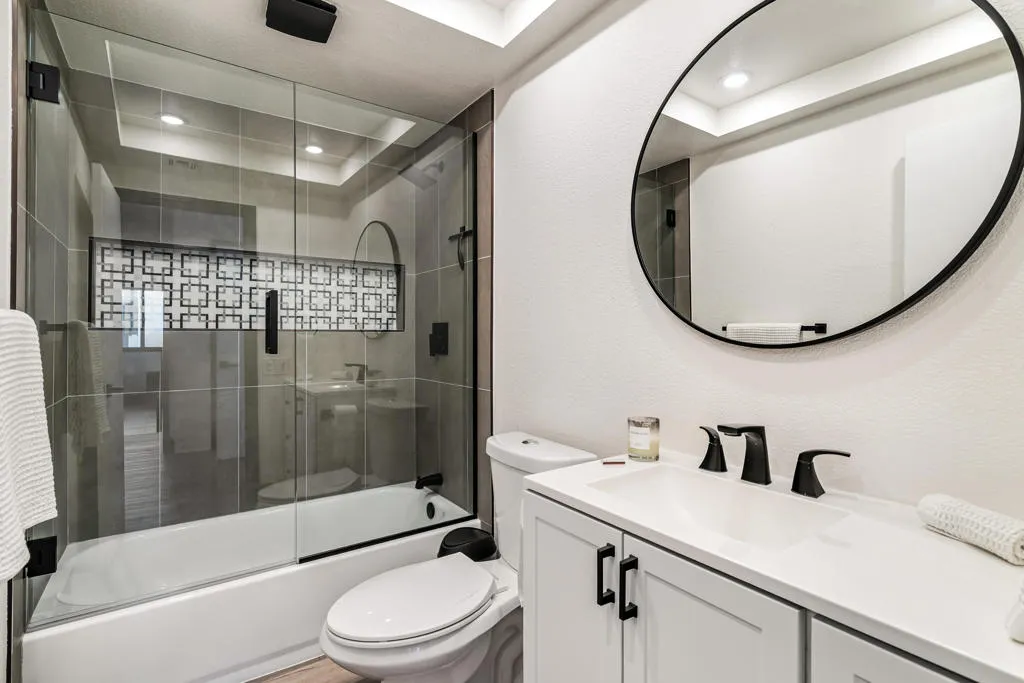 2262 S Linden Way B, Palm Springs, California 92264 home-pic-26