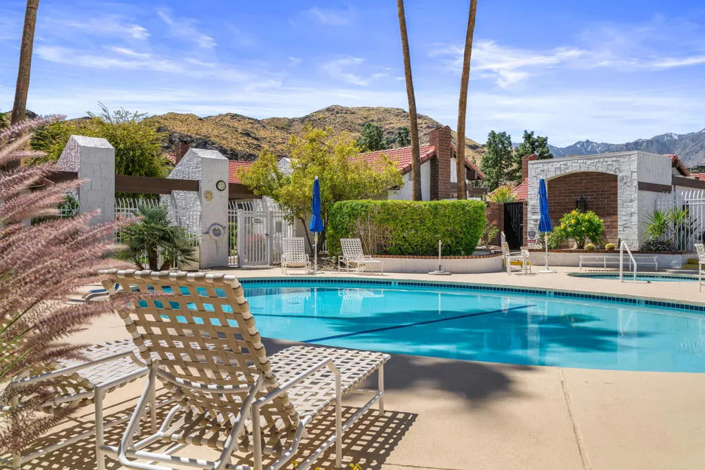2262 S Linden Way B, Palm Springs, California 92264 home-pic-47