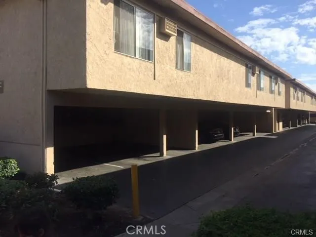 801 S Lyon Street A112, Santa Ana, California 92705 home-pic-11