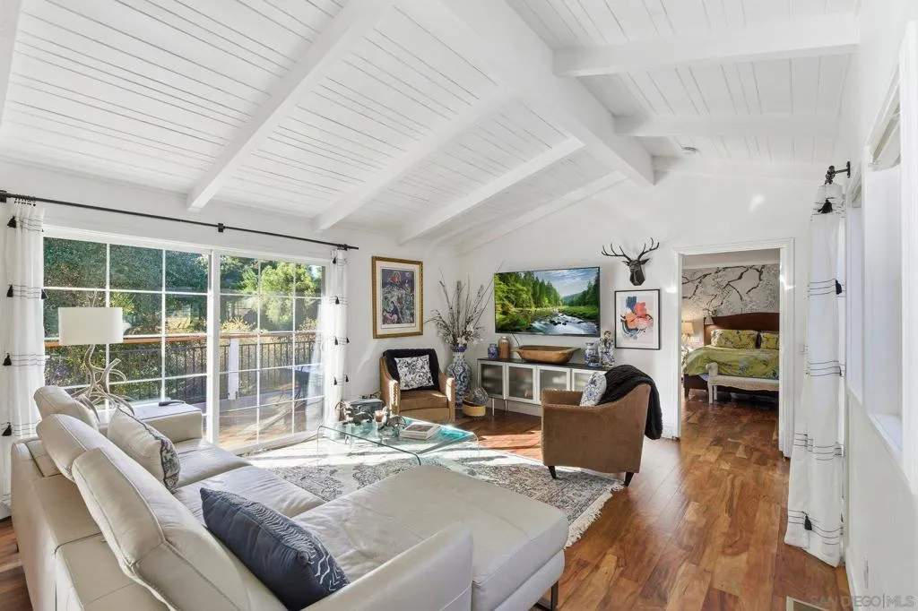 1165 Midway Dr, Alpine, California 91901 home-pic-35