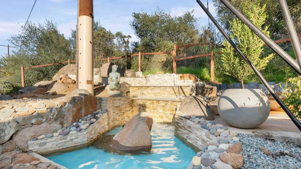 1165 Midway Dr, Alpine, California 91901 home-pic-4
