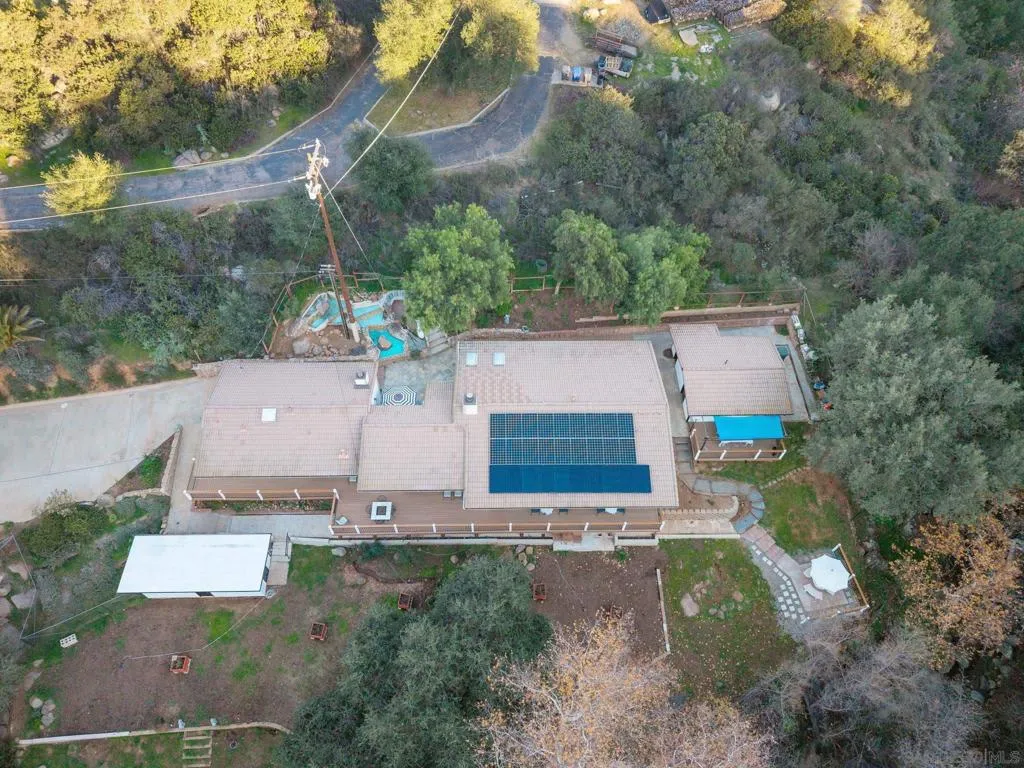 1165 Midway Dr, Alpine, California 91901 home-pic-69