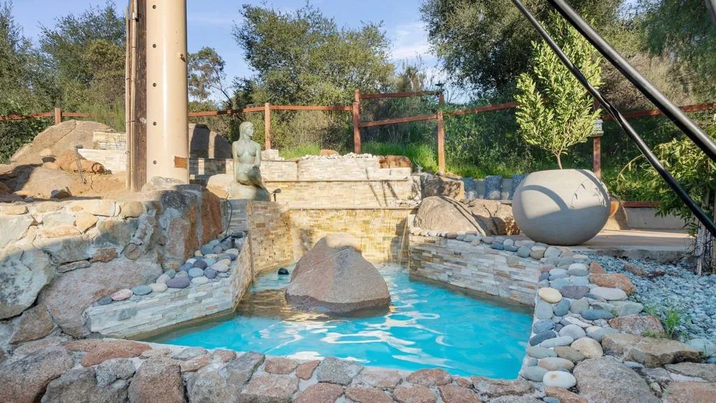 1165 Midway Dr, Alpine, California 91901 home-pic-3