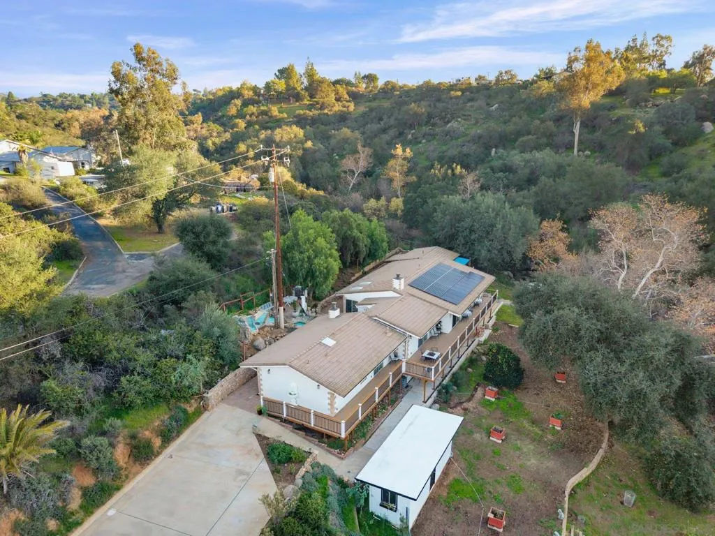 1165 Midway Dr, Alpine, California 91901 home-pic-71