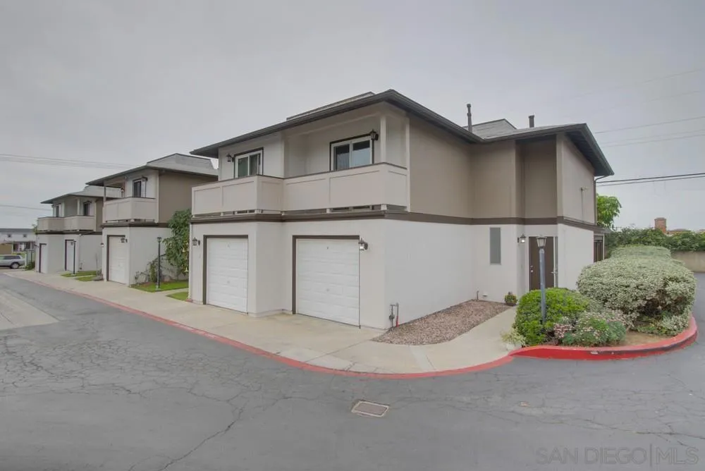 7620 Stalmer Street 106, San Diego, California 92111 home-pic-2