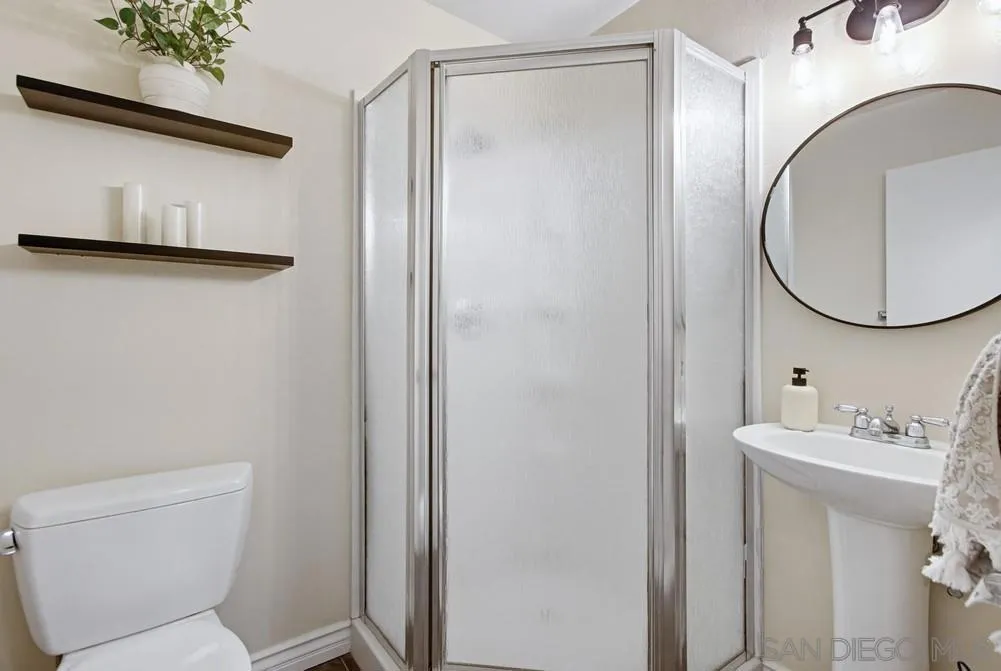 7620 Stalmer Street 106, San Diego, California 92111 home-pic-19