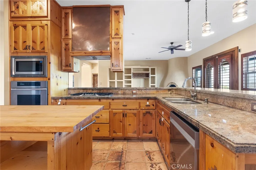 23032 Sky Mesa, Homeland, California 92548 home-pic-19