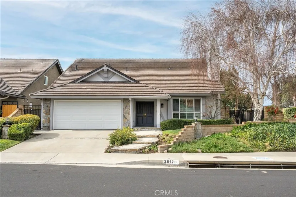 28125 Vernal, Saugus, California 91350 home-pic-1