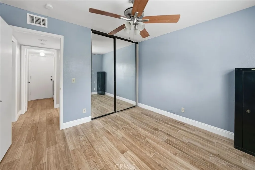 28125 Vernal, Saugus, California 91350 home-pic-26