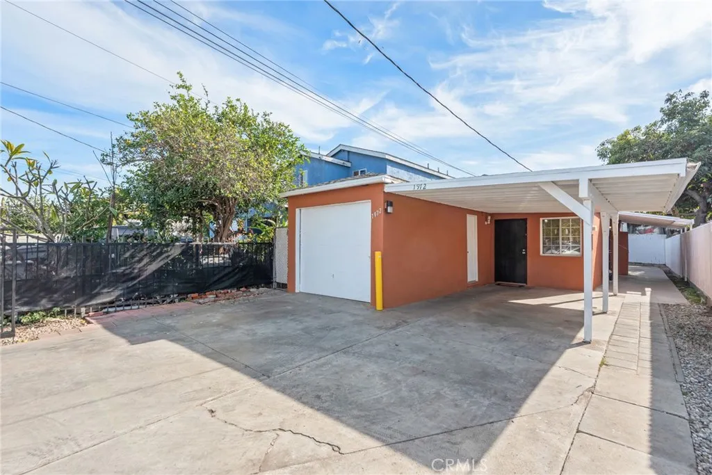 1972 E 88th, Los Angeles, California 90002 home-pic-4