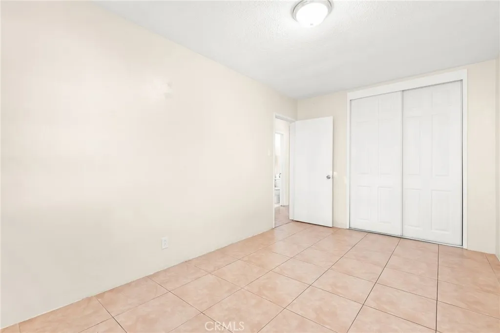 1972 E 88th, Los Angeles, California 90002 home-pic-16
