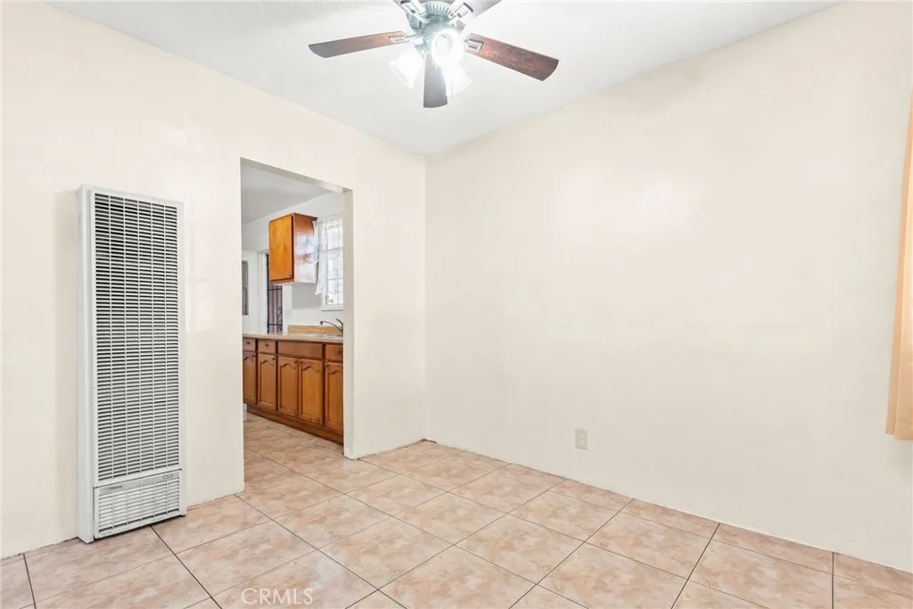 1972 E 88th, Los Angeles, California 90002 home-pic-8