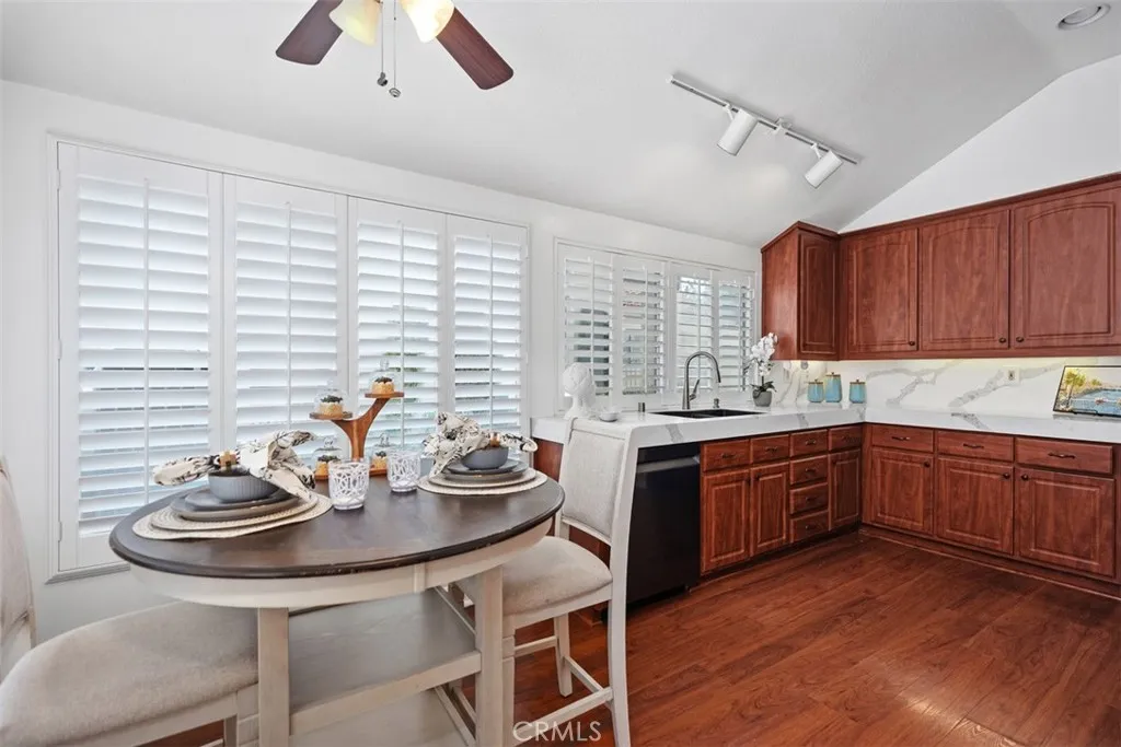 28826 Paseo Campana, Mission Viejo, California 92692 home-pic-10