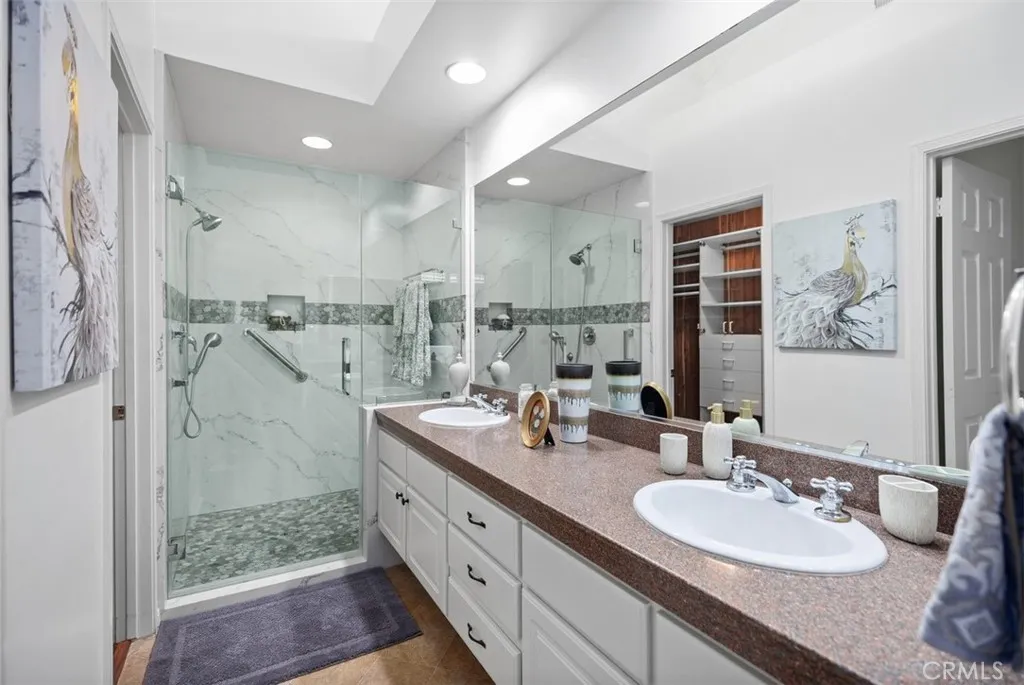 28826 Paseo Campana, Mission Viejo, California 92692 home-pic-17