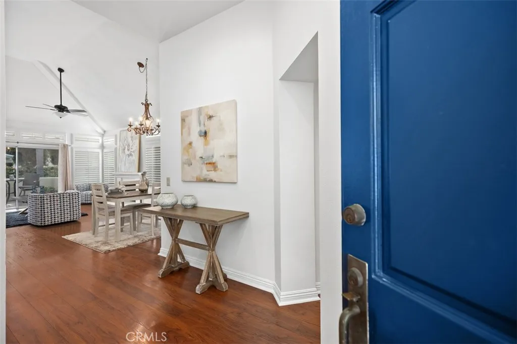 28826 Paseo Campana, Mission Viejo, California 92692 home-pic-3