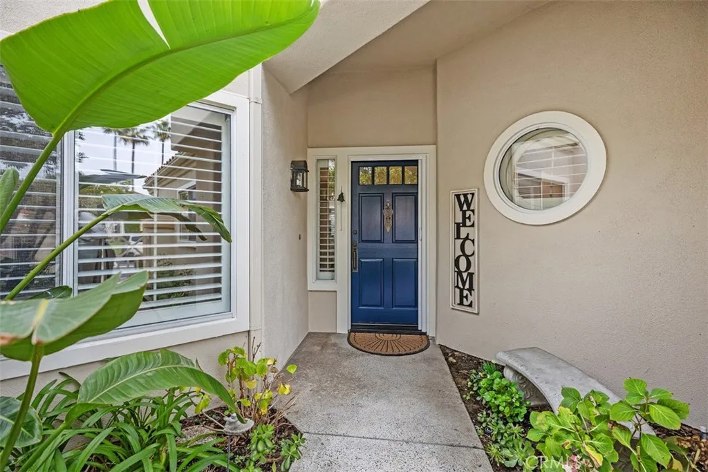 28826 Paseo Campana, Mission Viejo, California 92692 home-pic-2