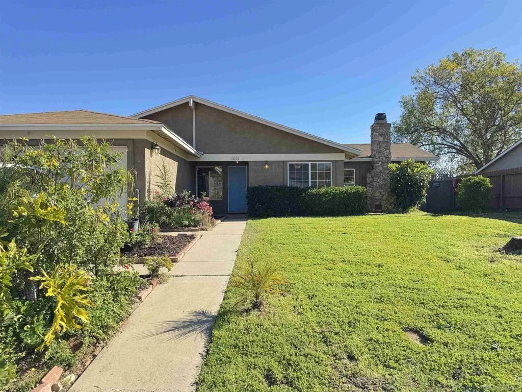 1531 View Pointe, Escondido, California 92027 home-pic-28