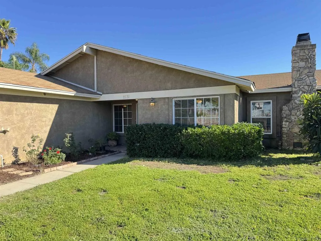 1531 View Pointe, Escondido, California 92027 home-pic-26