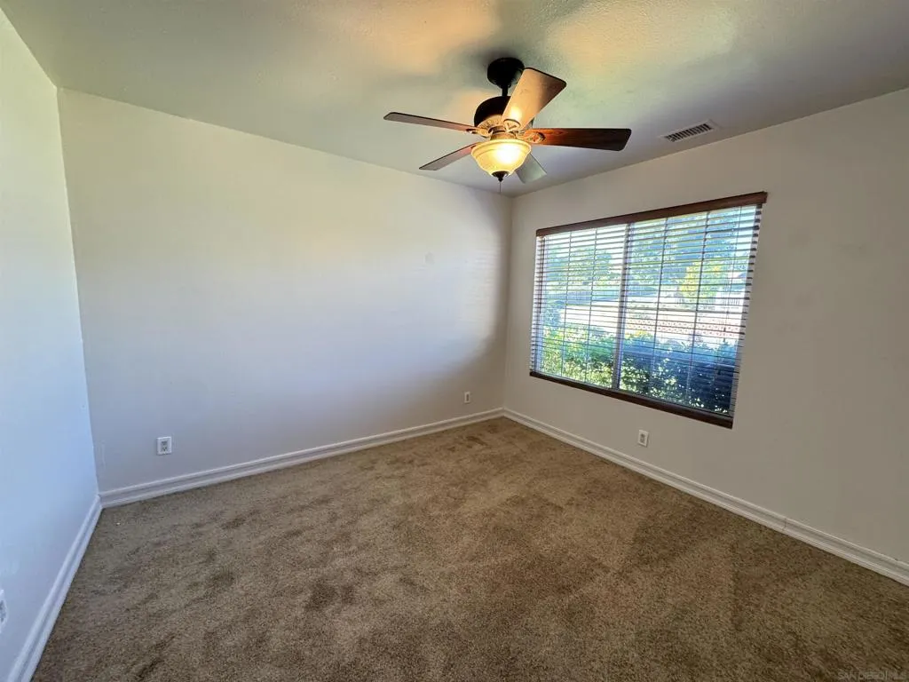 1531 View Pointe, Escondido, California 92027 home-pic-15