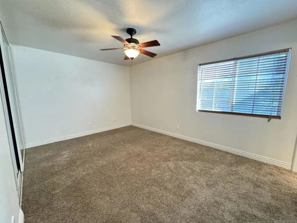1531 View Pointe, Escondido, California 92027 home-pic-17