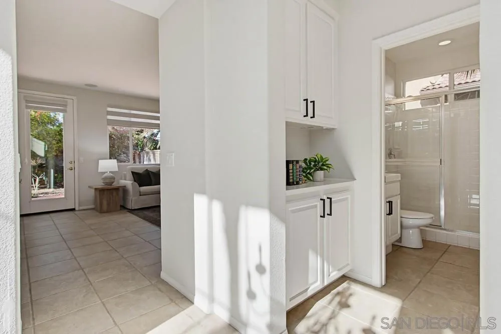 5423 Foxtail Loop, Carlsbad, California 92010 home-pic-19
